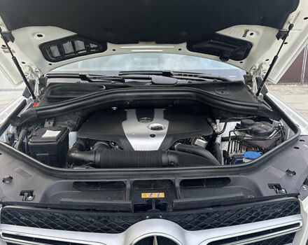 Мерседес ГЛЕ-Класс 2017 в Снятине на Automoto.ua Белый Мерседес ГЛЕ-Класс, объемом двигателя 2.14 л и пробегом 84 тыс. км за 34900 $, фото 40 на Automoto.ua