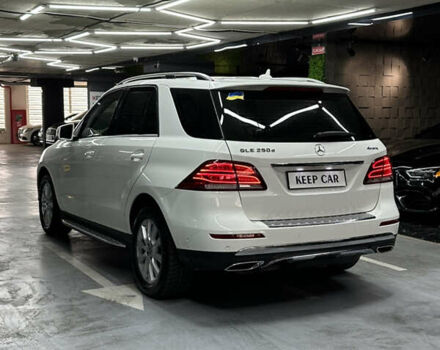 Белый Мерседес ГЛЕ-Класс, объемом двигателя 2.14 л и пробегом 150 тыс. км за 29999 $, фото 3 на Automoto.ua