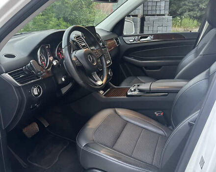 Мерседес ГЛЕ-Класс 2017 в Снятине на Automoto.ua Белый Мерседес ГЛЕ-Класс, объемом двигателя 2.14 л и пробегом 84 тыс. км за 34900 $, фото 39 на Automoto.ua