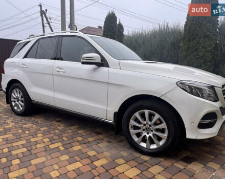 Белый Мерседес ГЛЕ-Класс, объемом двигателя 2.1 л и пробегом 164 тыс. км за 31500 $, фото 3 на Automoto.ua