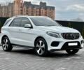 Белый Мерседес ГЛЕ-Класс, объемом двигателя 3.5 л и пробегом 130 тыс. км за 35000 $, фото 1 на Automoto.ua