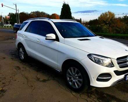 Белый Мерседес ГЛЕ-Класс, объемом двигателя 2.1 л и пробегом 90 тыс. км за 35500 $, фото 1 на Automoto.ua
