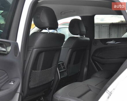 Белый Мерседес ГЛЕ-Класс, объемом двигателя 3 л и пробегом 25 тыс. км за 51500 $, фото 25 на Automoto.ua