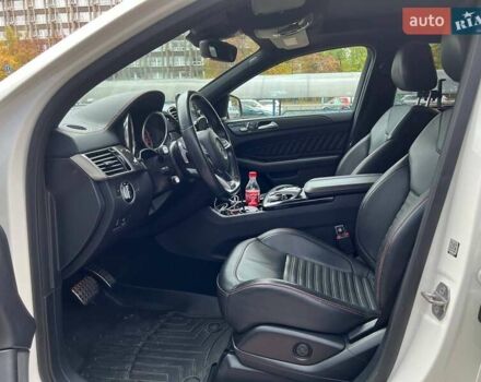 Мерседес ГЛЕ-Класс 2017 в Киеве на Automoto.ua Белый Мерседес ГЛЕ-Класс, объемом двигателя 3 л и пробегом 104 тыс. км за 52000 $, фото 7 на Automoto.ua