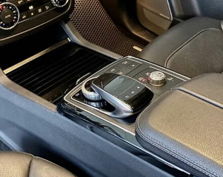 Белый Мерседес ГЛЕ-Класс, объемом двигателя 3 л и пробегом 23 тыс. км за 60000 $, фото 6 на Automoto.ua