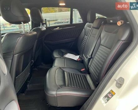 Мерседес ГЛЕ-Класс 2017 в Киеве на Automoto.ua Белый Мерседес ГЛЕ-Класс, объемом двигателя 3 л и пробегом 104 тыс. км за 52000 $, фото 12 на Automoto.ua