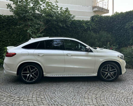 Белый Мерседес ГЛЕ-Класс, объемом двигателя 3 л и пробегом 90 тыс. км за 54000 $, фото 6 на Automoto.ua