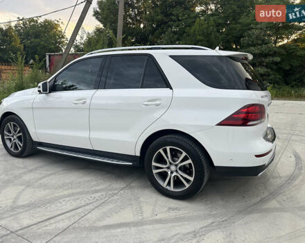Мерседес ГЛЕ-Класс 2017 в Снятине на Automoto.ua Белый Мерседес ГЛЕ-Класс, объемом двигателя 2.14 л и пробегом 84 тыс. км за 34900 $, фото 15 на Automoto.ua