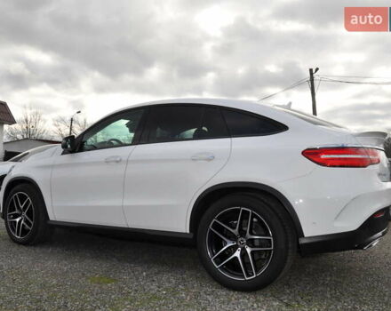 Белый Мерседес ГЛЕ-Класс, объемом двигателя 3 л и пробегом 25 тыс. км за 51500 $, фото 9 на Automoto.ua