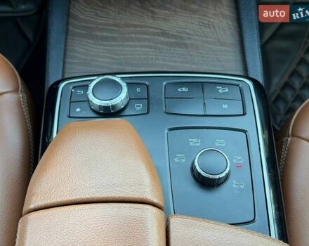 Білий Мерседес ГЛЕ-Клас, об'ємом двигуна 3 л та пробігом 153 тис. км за 39500 $, фото 53 на Automoto.ua