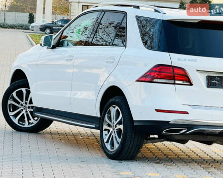 Белый Мерседес ГЛЕ-Класс, объемом двигателя 3 л и пробегом 76 тыс. км за 33300 $, фото 11 на Automoto.ua