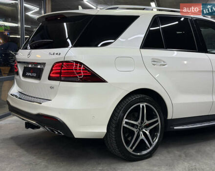 Білий Мерседес ГЛЕ-Клас, об'ємом двигуна 3 л та пробігом 82 тис. км за 40900 $, фото 16 на Automoto.ua