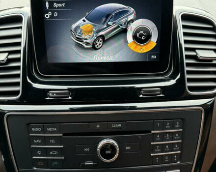 Білий Мерседес ГЛЕ-Клас, об'ємом двигуна 3 л та пробігом 115 тис. км за 46000 $, фото 13 на Automoto.ua