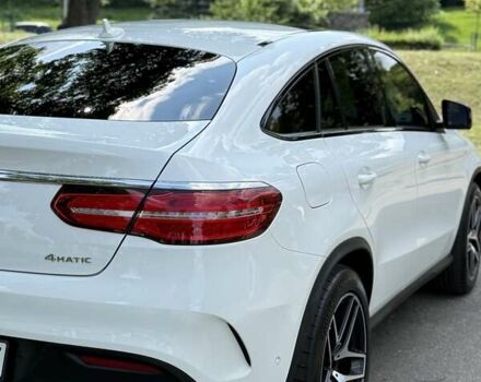 Белый Мерседес ГЛЕ-Класс, объемом двигателя 3 л и пробегом 69 тыс. км за 54900 $, фото 3 на Automoto.ua