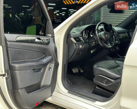 Белый Мерседес ГЛЕ-Класс, объемом двигателя 3 л и пробегом 81 тыс. км за 33000 $, фото 13 на Automoto.ua