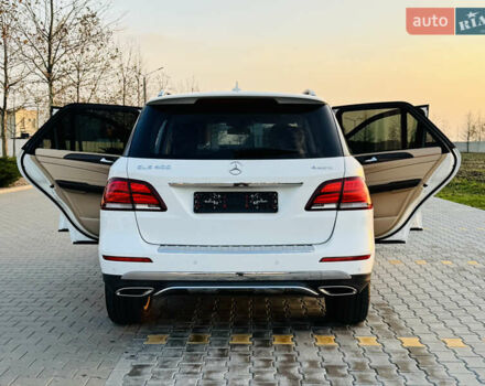 Белый Мерседес ГЛЕ-Класс, объемом двигателя 3 л и пробегом 76 тыс. км за 33300 $, фото 76 на Automoto.ua
