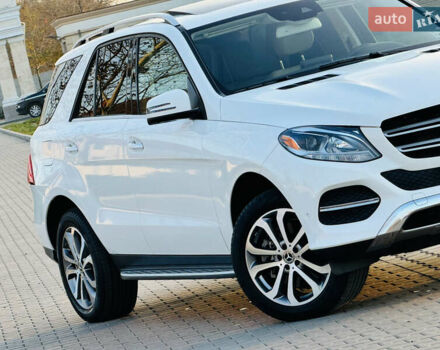 Белый Мерседес ГЛЕ-Класс, объемом двигателя 3 л и пробегом 76 тыс. км за 33300 $, фото 85 на Automoto.ua