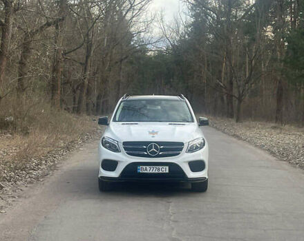 Белый Мерседес ГЛЕ-Класс, объемом двигателя 3 л и пробегом 75 тыс. км за 60000 $, фото 2 на Automoto.ua
