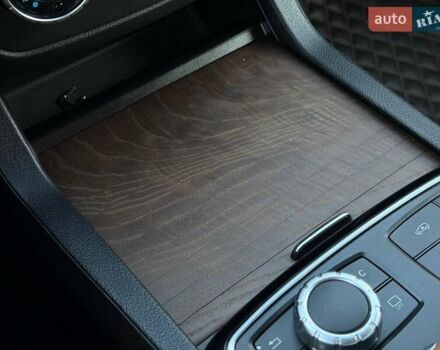 Білий Мерседес ГЛЕ-Клас, об'ємом двигуна 3 л та пробігом 153 тис. км за 39500 $, фото 71 на Automoto.ua