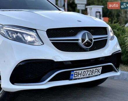 Белый Мерседес ГЛЕ-Класс, объемом двигателя 3.5 л и пробегом 122 тыс. км за 29900 $, фото 7 на Automoto.ua
