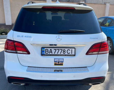 Белый Мерседес ГЛЕ-Класс, объемом двигателя 3 л и пробегом 75 тыс. км за 60000 $, фото 5 на Automoto.ua