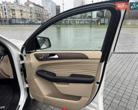 Білий Мерседес ГЛЕ-Клас, об'ємом двигуна 3 л та пробігом 166 тис. км за 41900 $, фото 27 на Automoto.ua