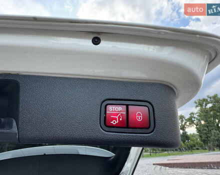 Белый Мерседес ГЛЕ-Класс, объемом двигателя 3.5 л и пробегом 110 тыс. км за 27555 $, фото 30 на Automoto.ua
