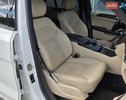 Белый Мерседес ГЛЕ-Класс, объемом двигателя 3 л и пробегом 147 тыс. км за 38500 $, фото 10 на Automoto.ua