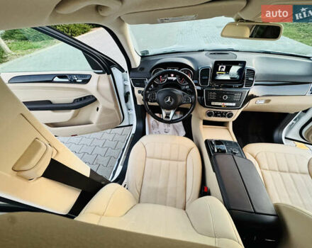 Белый Мерседес ГЛЕ-Класс, объемом двигателя 3 л и пробегом 76 тыс. км за 33300 $, фото 33 на Automoto.ua