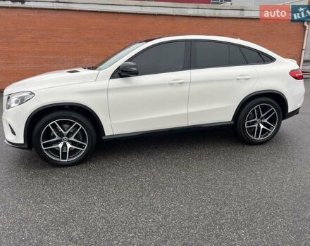 Белый Мерседес ГЛЕ-Класс, объемом двигателя 3 л и пробегом 120 тыс. км за 45500 $, фото 5 на Automoto.ua