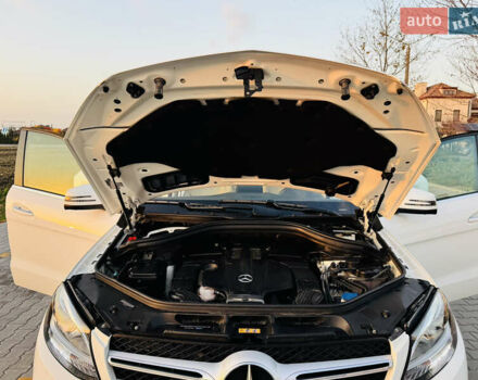 Белый Мерседес ГЛЕ-Класс, объемом двигателя 3 л и пробегом 76 тыс. км за 33300 $, фото 98 на Automoto.ua