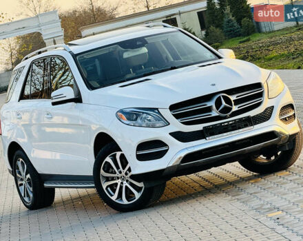 Белый Мерседес ГЛЕ-Класс, объемом двигателя 3 л и пробегом 76 тыс. км за 33300 $, фото 7 на Automoto.ua