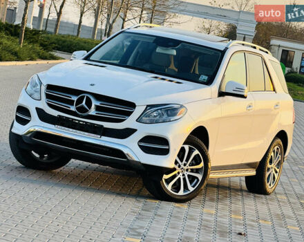 Белый Мерседес ГЛЕ-Класс, объемом двигателя 3 л и пробегом 76 тыс. км за 33300 $, фото 4 на Automoto.ua