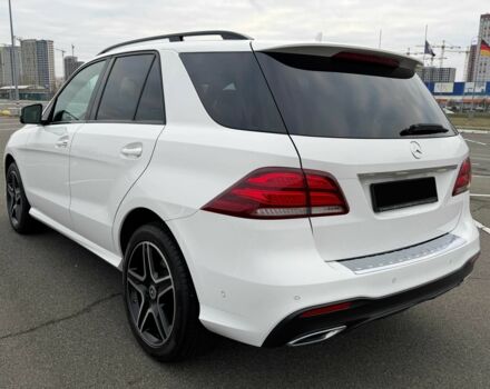 Білий Мерседес ГЛЕ-Клас, об'ємом двигуна 2.1 л та пробігом 142 тис. км за 37700 $, фото 9 на Automoto.ua