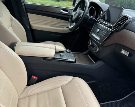 Белый Мерседес ГЛЕ-Класс, объемом двигателя 2.99 л и пробегом 65 тыс. км за 55000 $, фото 13 на Automoto.ua