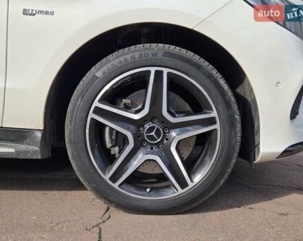 Белый Мерседес ГЛЕ-Класс, объемом двигателя 3 л и пробегом 147 тыс. км за 38500 $, фото 19 на Automoto.ua
