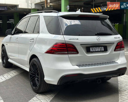 Белый Мерседес ГЛЕ-Класс, объемом двигателя 3 л и пробегом 81 тыс. км за 33000 $, фото 6 на Automoto.ua