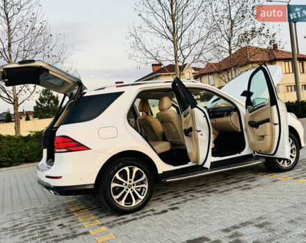 Белый Мерседес ГЛЕ-Класс, объемом двигателя 3 л и пробегом 76 тыс. км за 33300 $, фото 38 на Automoto.ua