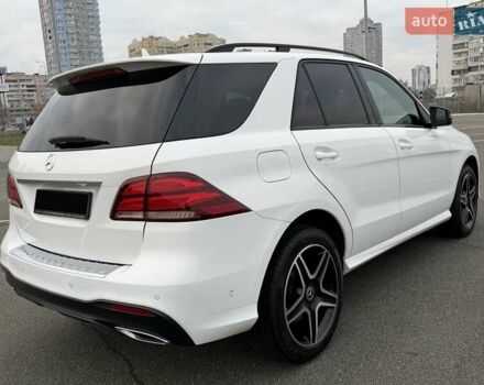 Білий Мерседес ГЛЕ-Клас, об'ємом двигуна 2.14 л та пробігом 142 тис. км за 37700 $, фото 7 на Automoto.ua