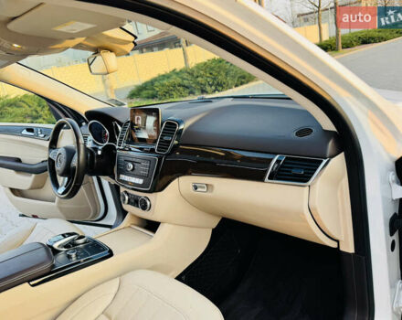 Белый Мерседес ГЛЕ-Класс, объемом двигателя 3 л и пробегом 76 тыс. км за 33300 $, фото 69 на Automoto.ua