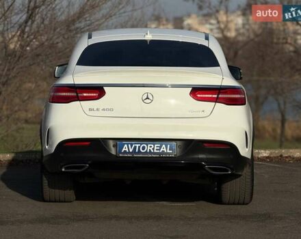 Білий Мерседес ГЛЕ-Клас, об'ємом двигуна 3 л та пробігом 153 тис. км за 39500 $, фото 22 на Automoto.ua