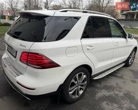 Білий Мерседес ГЛЕ-Клас, об'ємом двигуна 2.99 л та пробігом 156 тис. км за 44999 $, фото 2 на Automoto.ua