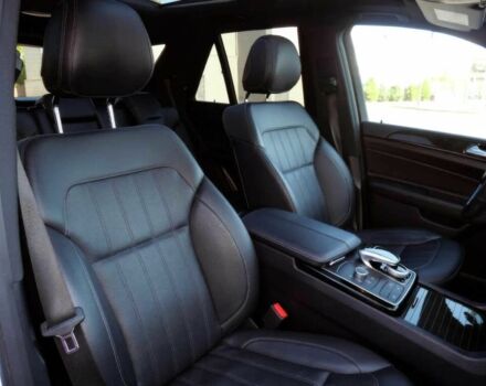 Білий Мерседес ГЛЕ-Клас, об'ємом двигуна 3.5 л та пробігом 36 тис. км за 31000 $, фото 7 на Automoto.ua