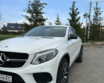 Белый Мерседес ГЛЕ-Класс, объемом двигателя 2.99 л и пробегом 65 тыс. км за 55000 $, фото 2 на Automoto.ua