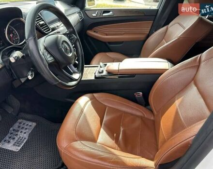 Белый Мерседес ГЛЕ-Класс, объемом двигателя 2.99 л и пробегом 150 тыс. км за 46000 $, фото 19 на Automoto.ua