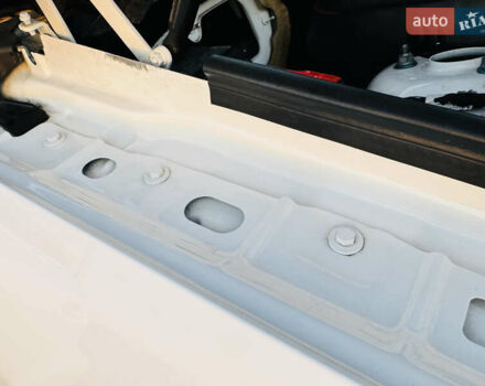 Белый Мерседес ГЛЕ-Класс, объемом двигателя 3 л и пробегом 76 тыс. км за 33300 $, фото 94 на Automoto.ua