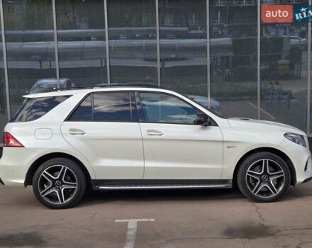 Белый Мерседес ГЛЕ-Класс, объемом двигателя 3 л и пробегом 147 тыс. км за 38500 $, фото 6 на Automoto.ua