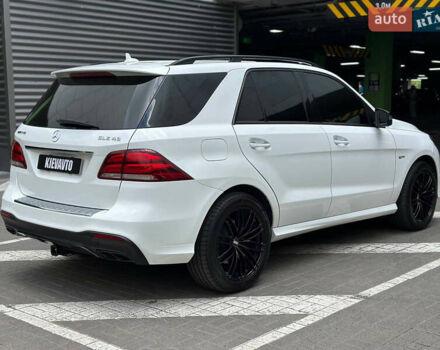 Белый Мерседес ГЛЕ-Класс, объемом двигателя 3 л и пробегом 81 тыс. км за 33000 $, фото 9 на Automoto.ua