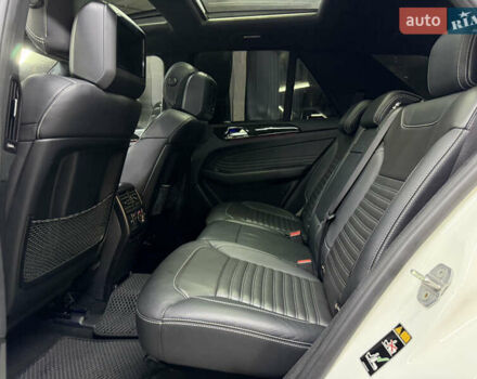 Білий Мерседес ГЛЕ-Клас, об'ємом двигуна 3 л та пробігом 82 тис. км за 40900 $, фото 23 на Automoto.ua