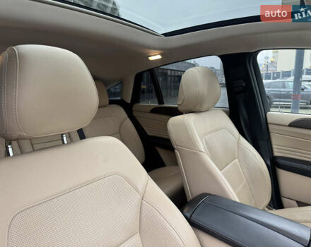 Білий Мерседес ГЛЕ-Клас, об'ємом двигуна 3 л та пробігом 166 тис. км за 41900 $, фото 29 на Automoto.ua